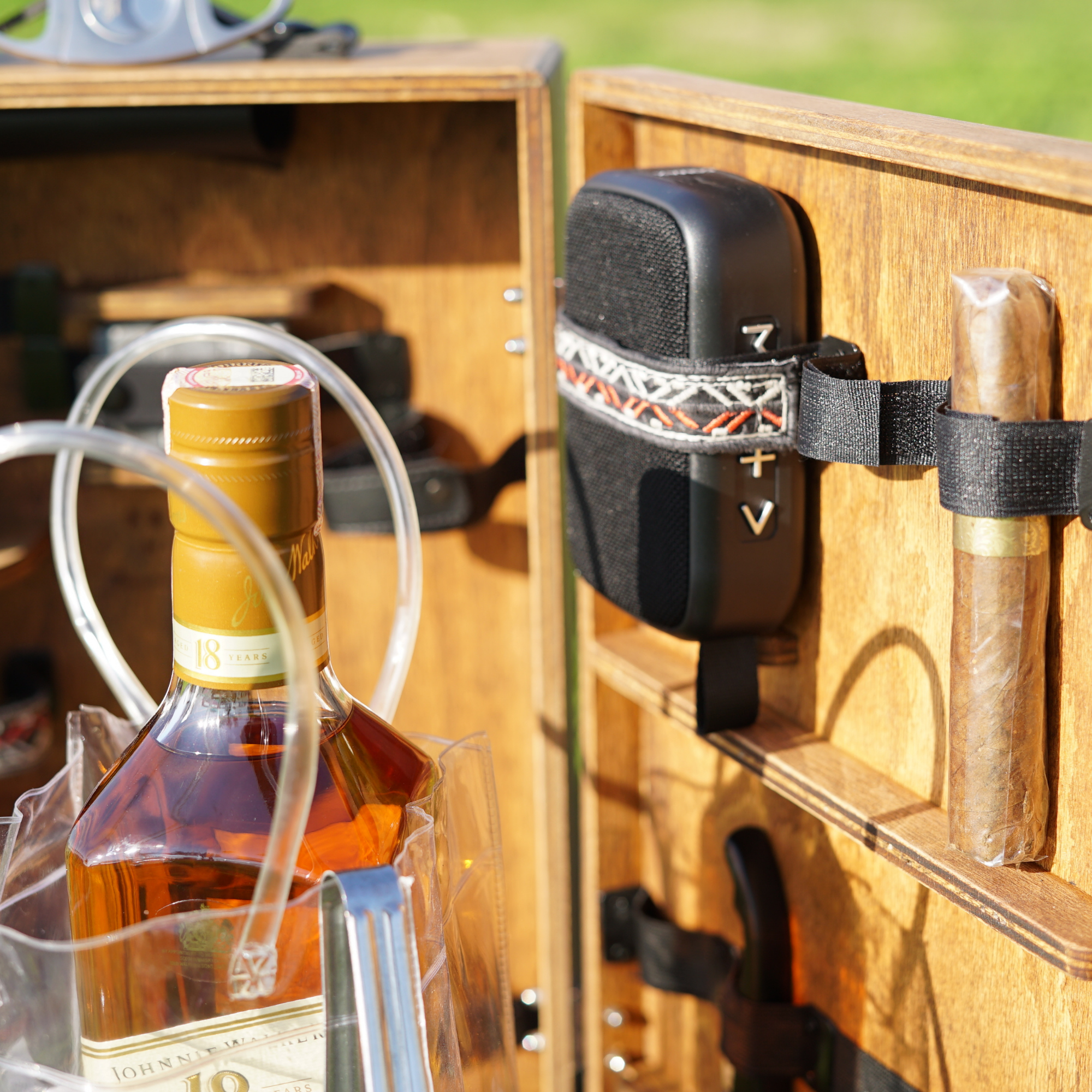 Nomadic Serisi / Viski & Puro Konsepti